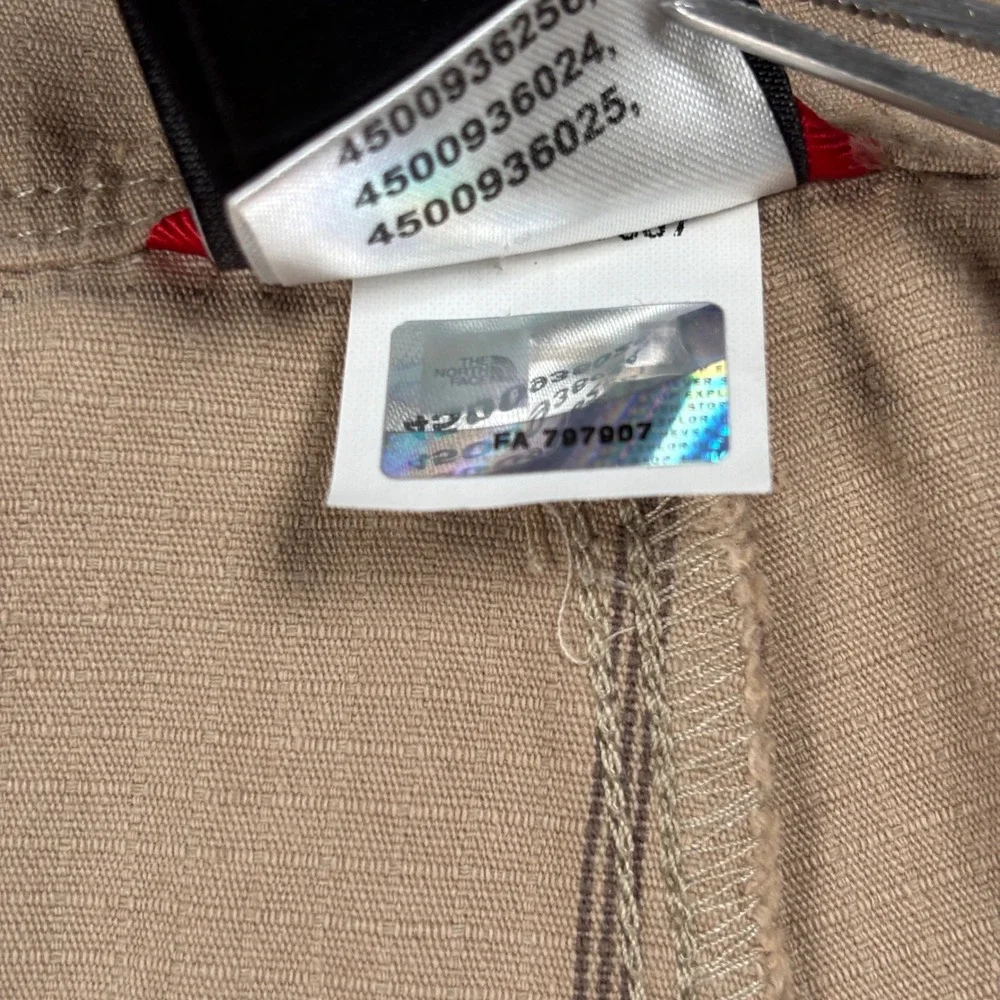 The North Face Cargo Shorts Mens 40 Tan Plaid AXEY Cotton‎ Blend Outdoor Hiking